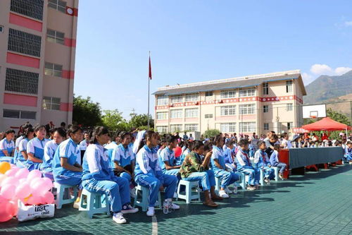 送溫暖，助成長——中共怒江州文化和旅游局黨支部赴特殊教育學(xué)校開展助殘日活動(dòng)